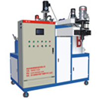 聚氨酯澆注機(jī).jpg 聚氨酯澆注機(jī).jpg